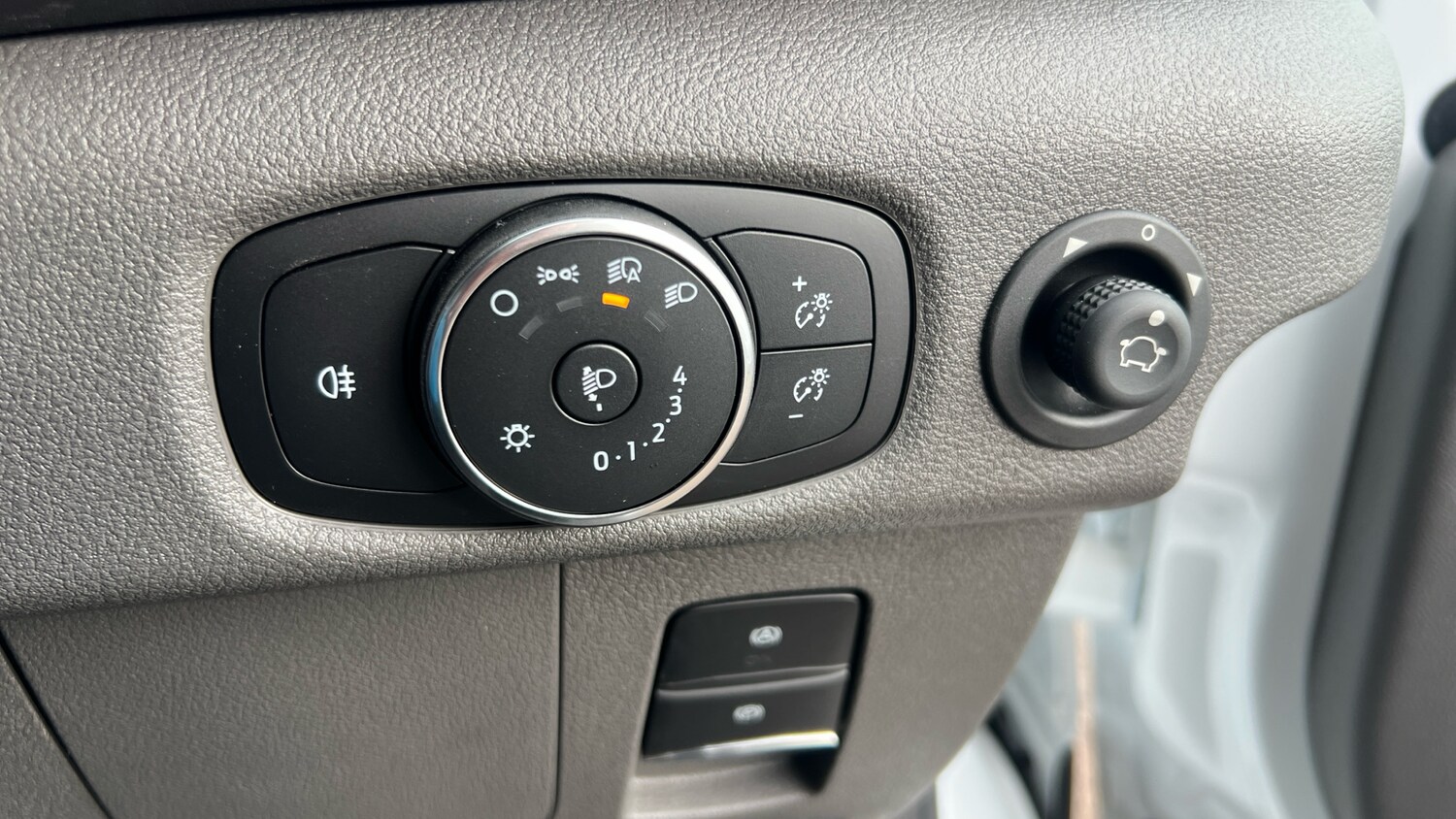 Used Ford Transit 2025 for sale - 76298888: Photo 38