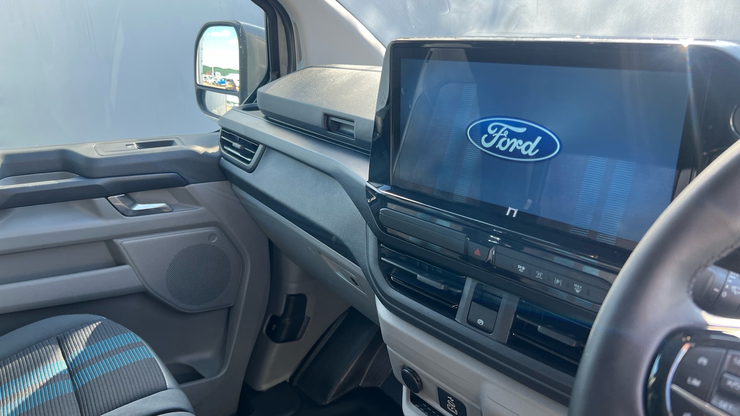 Used Ford Transit Custom 2025 for sale - 78199354: Photo 14