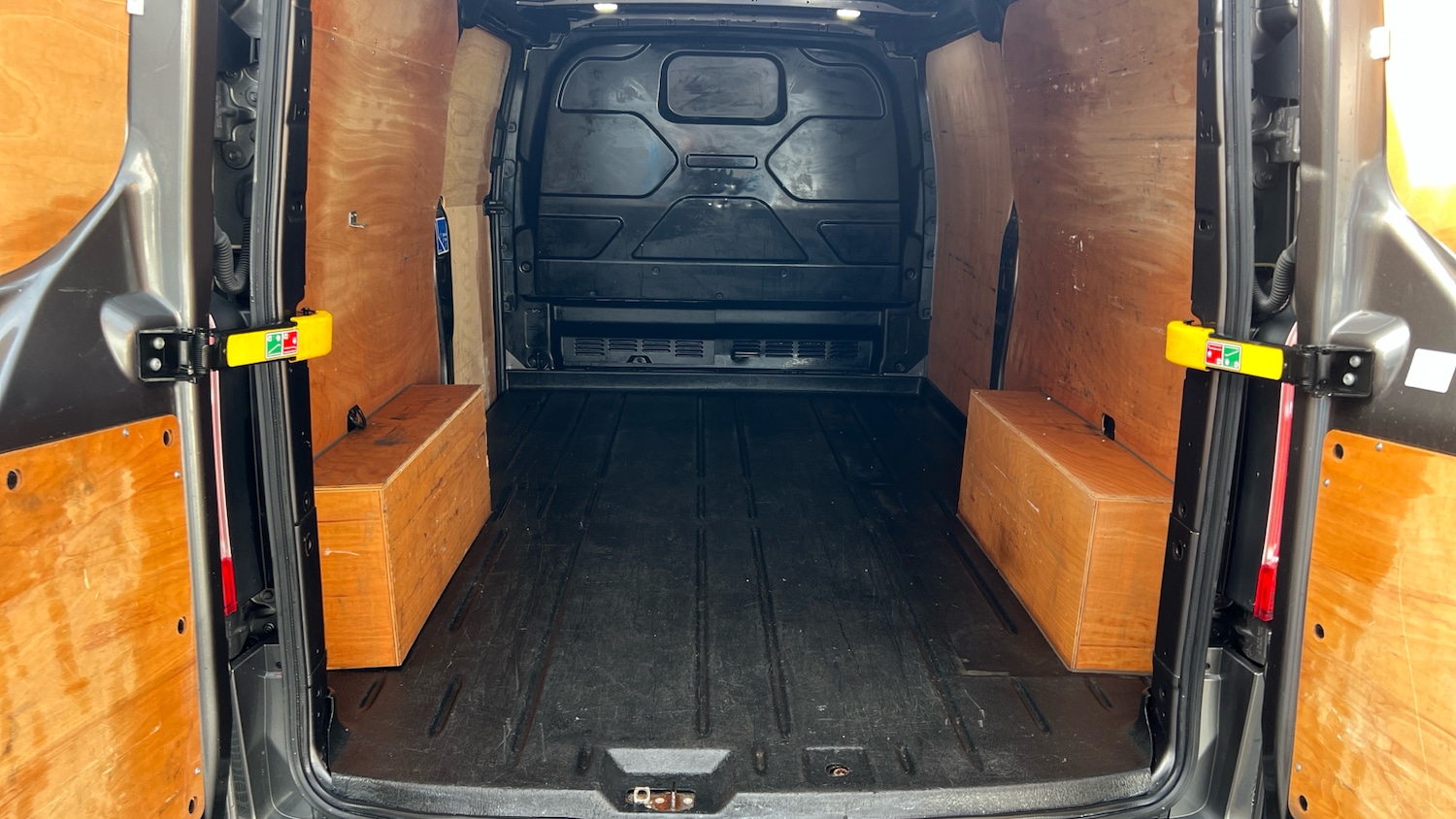 Used Ford Transit Custom 2020 for sale - 77288943: Photo 4