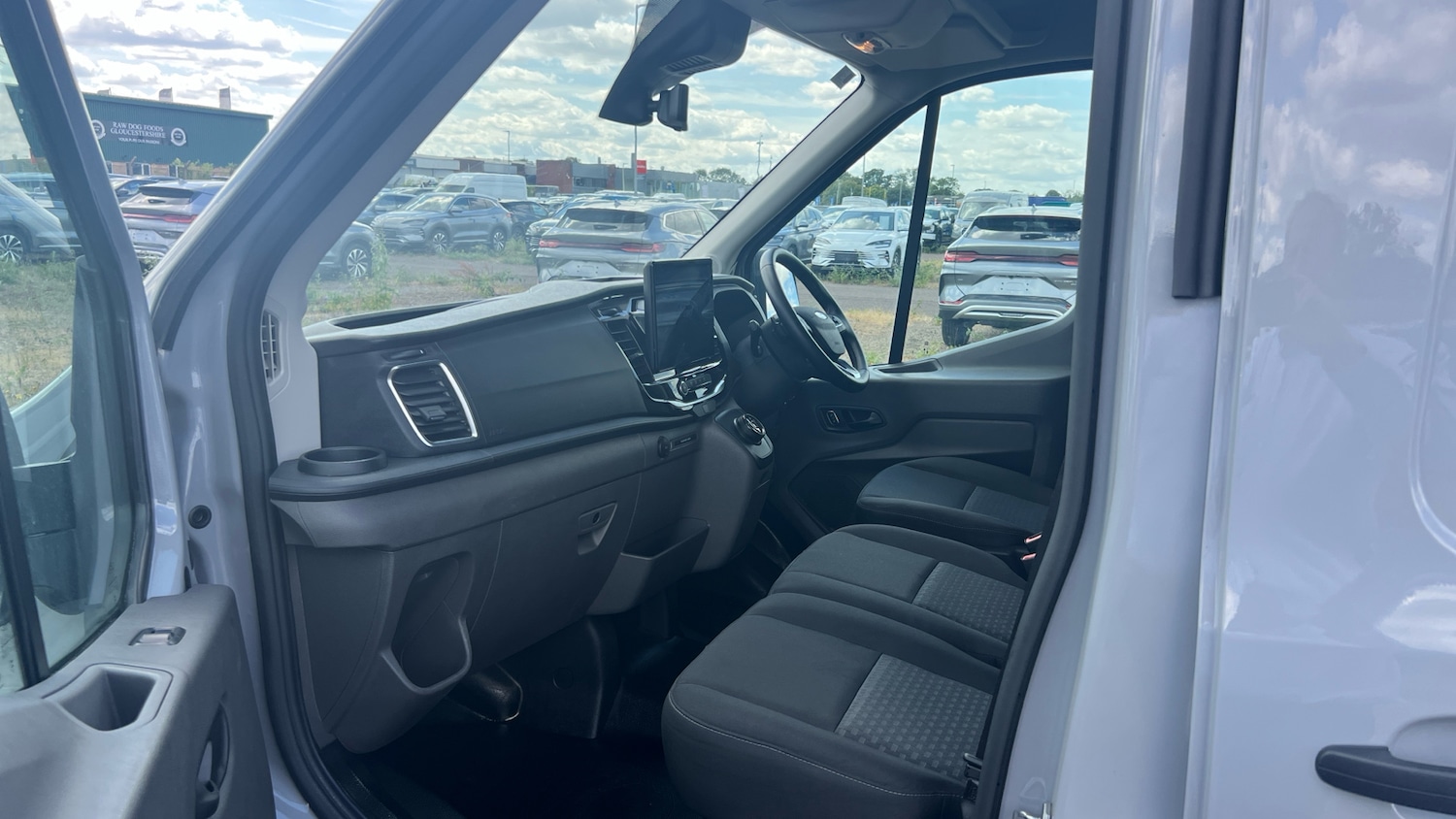 Used Ford Transit 2024 for sale - 76413251: Photo 13