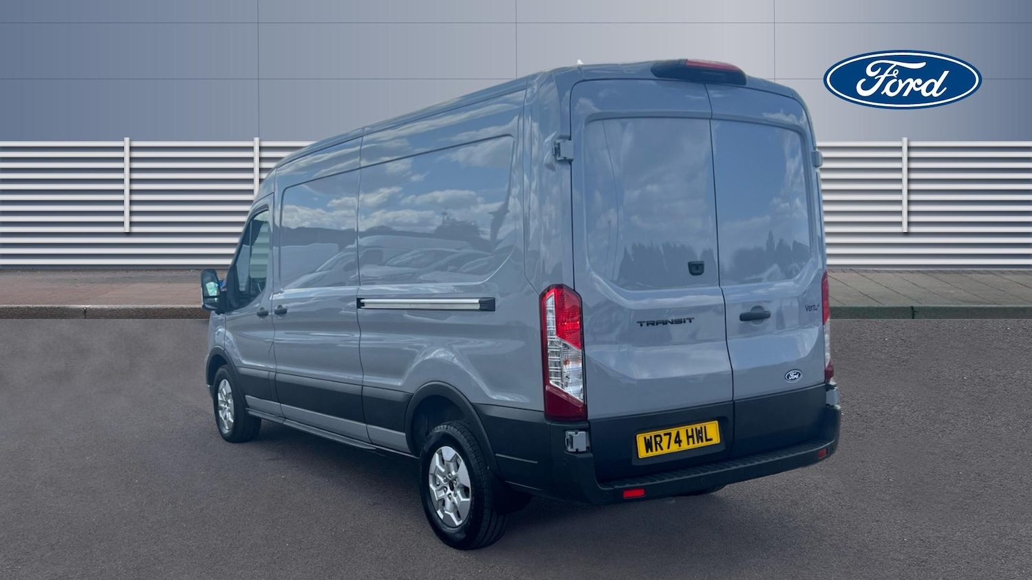 Used Ford Transit 2024 for sale - 76413251: Photo 2