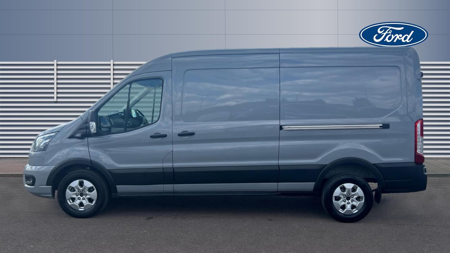 Used Ford Transit 2024 for sale - 76413251: Photo 4