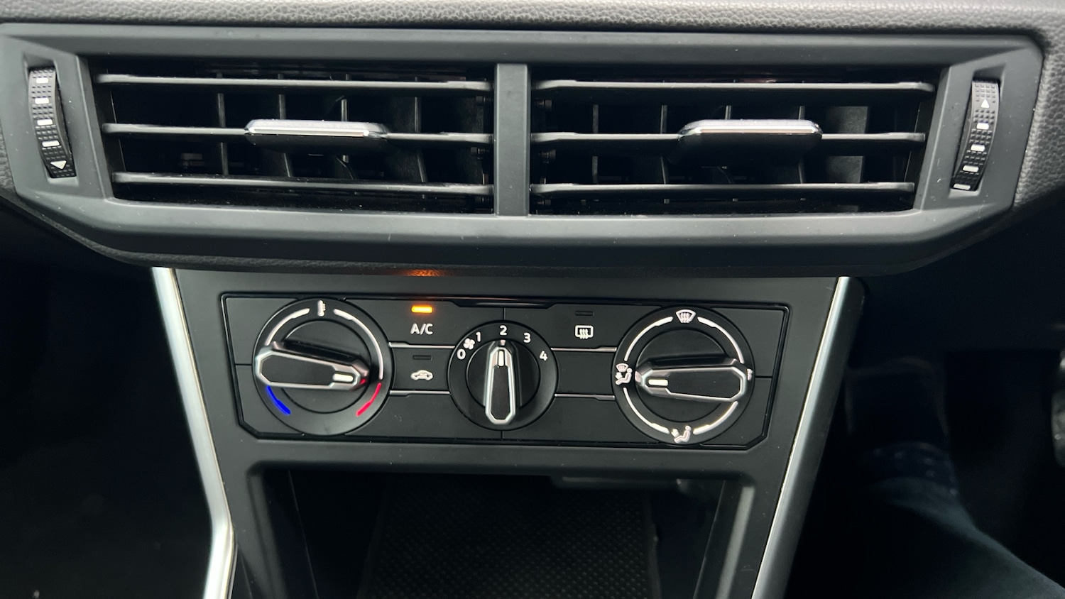 Used Volkswagen Polo 2023 for sale - 76979315: Photo 25