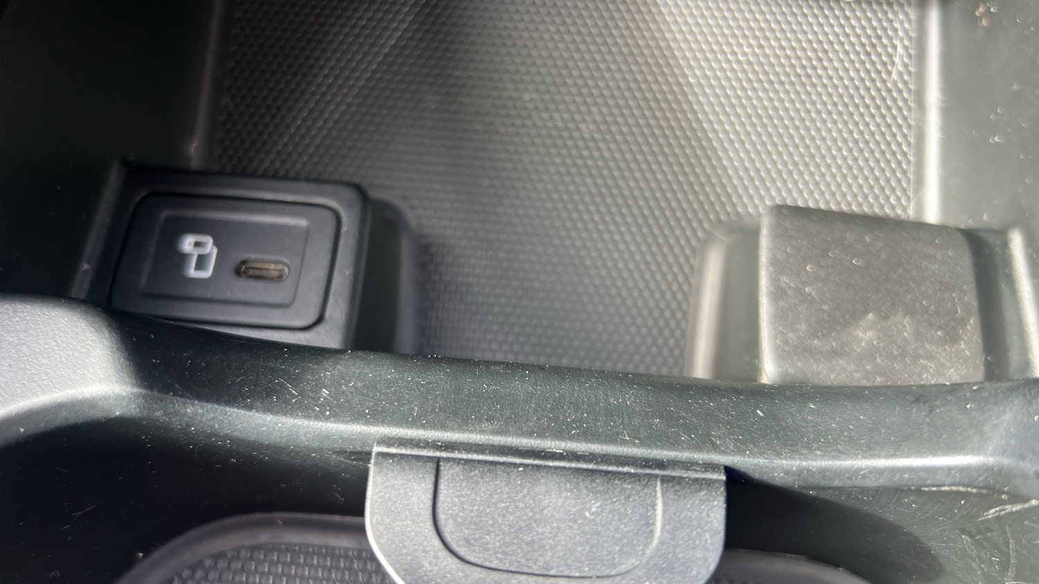 Used Mercedes-Benz EQA 2022 for sale - 76045902: Photo 28