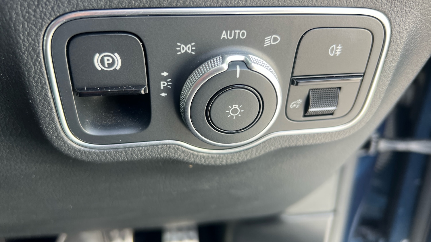 Used Mercedes-Benz EQA 2022 for sale - 76045902: Photo 36