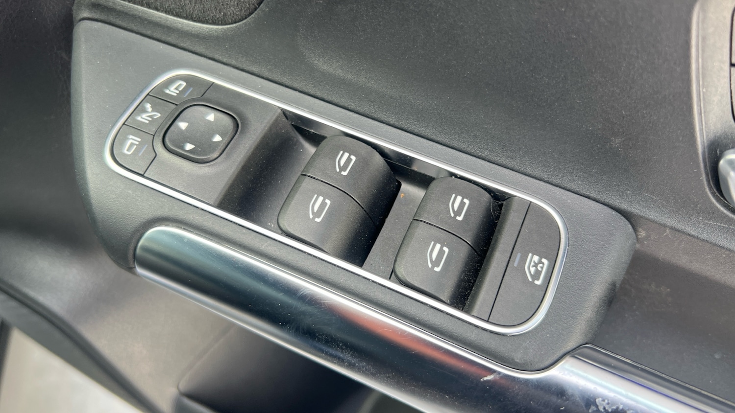 Used Mercedes-Benz EQA 2022 for sale - 76045902: Photo 39