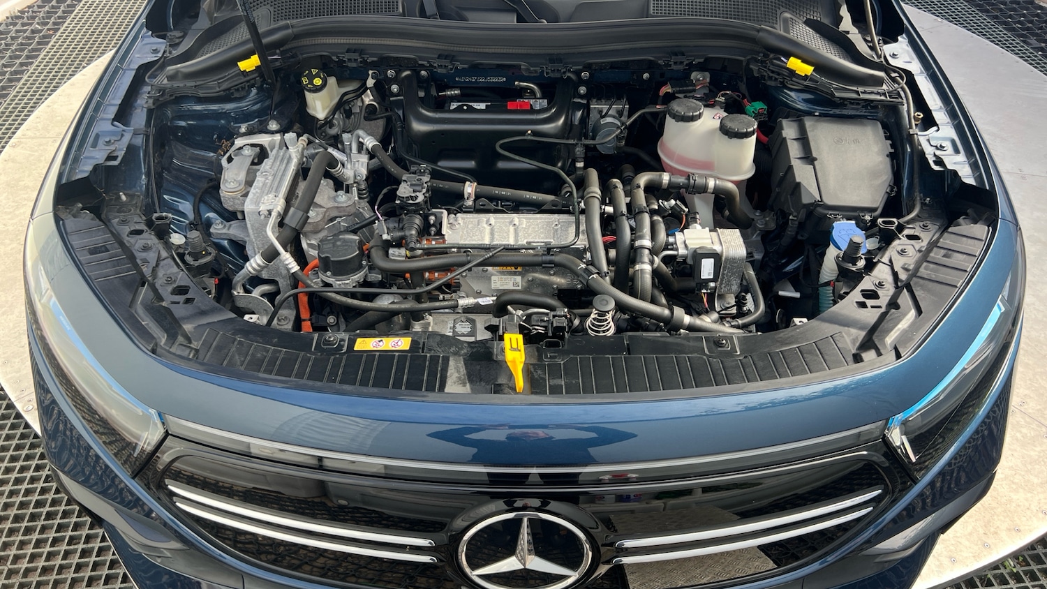 Used Mercedes-Benz EQA 2022 for sale - 76045902: Photo 8