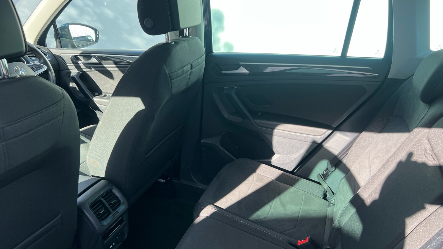 Used Volkswagen Tiguan 2022 for sale - 76366238: Photo 16