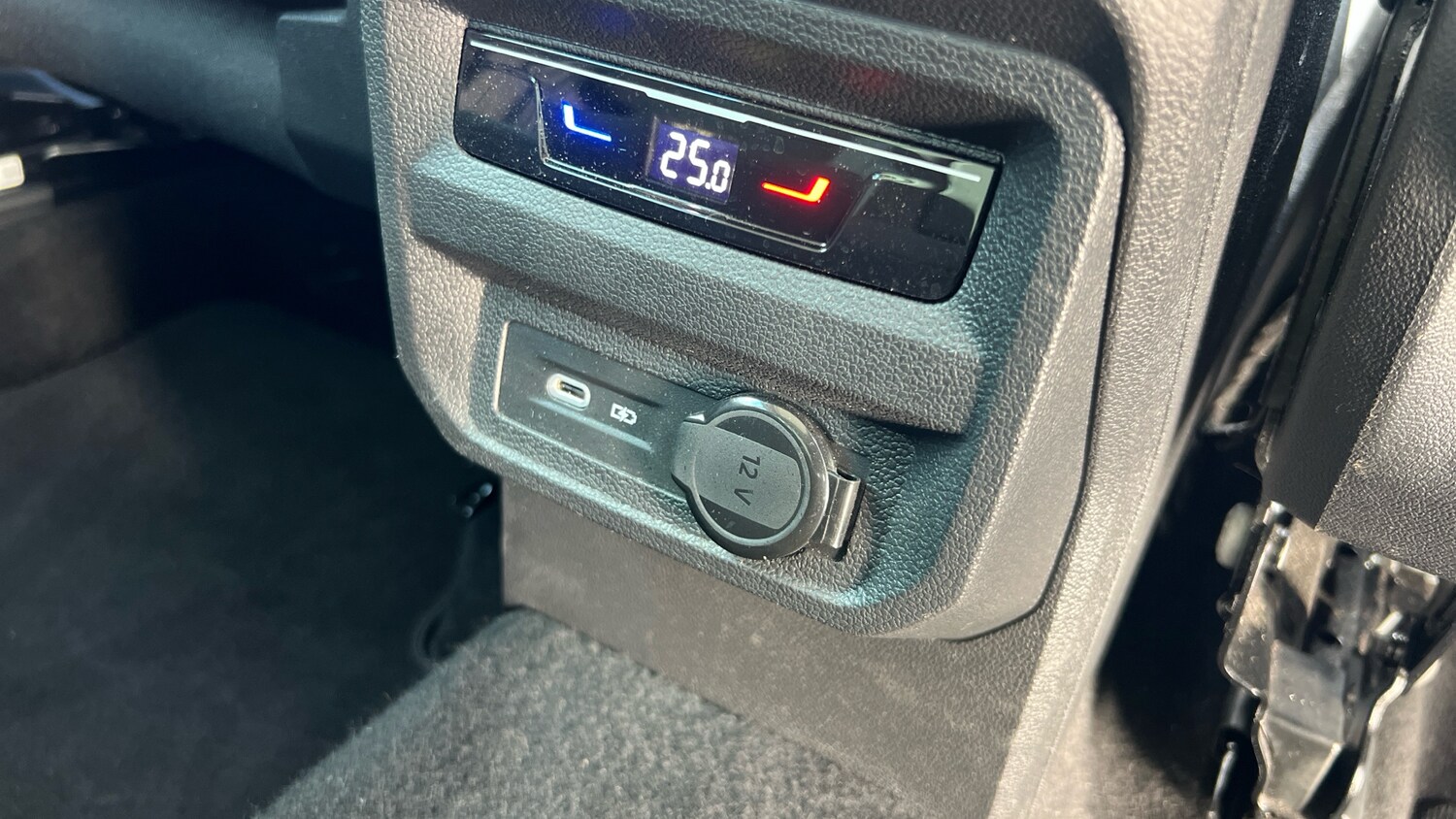 Used Volkswagen Tiguan 2022 for sale - 76366238: Photo 45