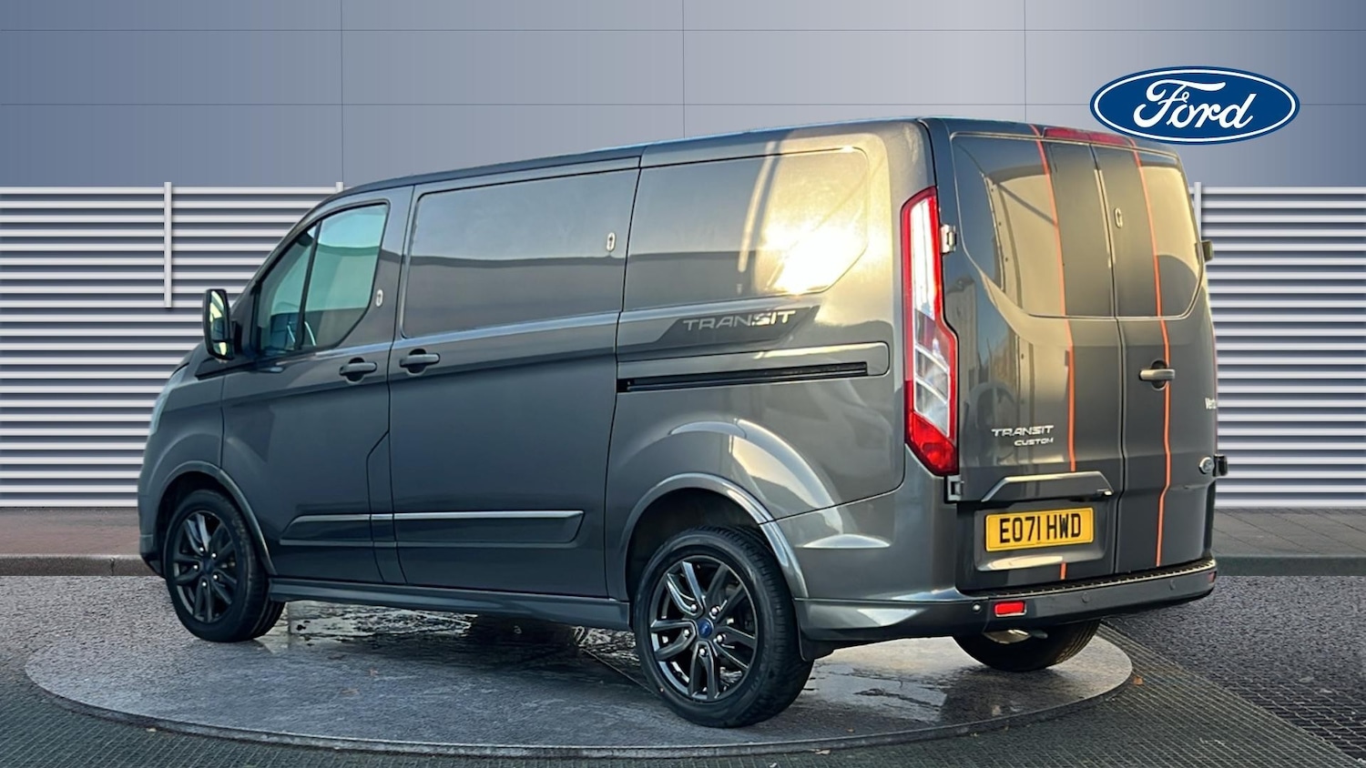 Used Ford Transit Custom 2021 for sale - 76931557: Photo 2