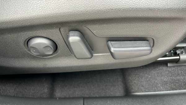Used Hyundai KONA 2022 for sale - 76272361: Photo 44
