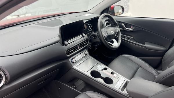 Used Hyundai KONA 2022 for sale - 76272361: Photo 9