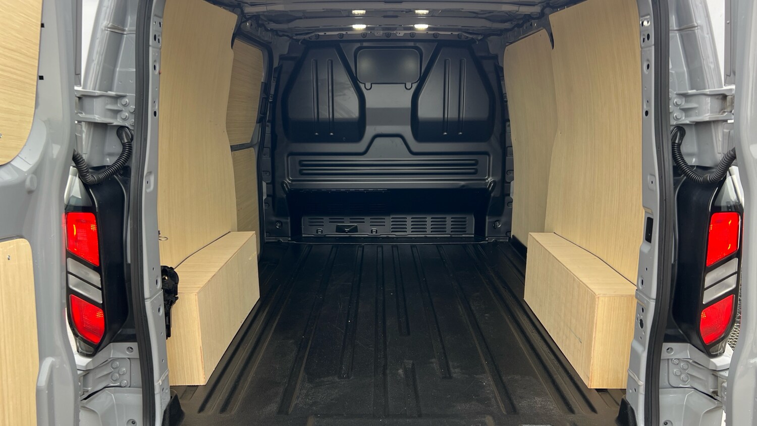 Used Ford Transit Custom 2025 for sale - 77733028: Photo 4