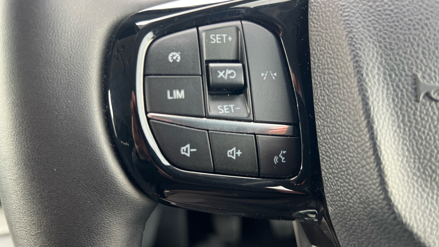 Used Ford Transit Custom 2025 for sale - 76392232: Photo 33