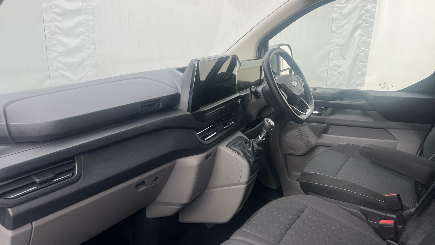 Used Ford Transit Custom 2025 for sale - 76392232: Photo 9