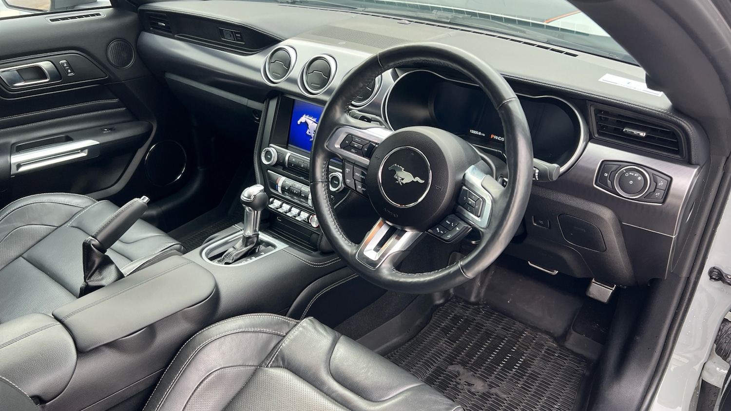 Used Ford Mustang 2021 for sale - 76859708: Photo 11