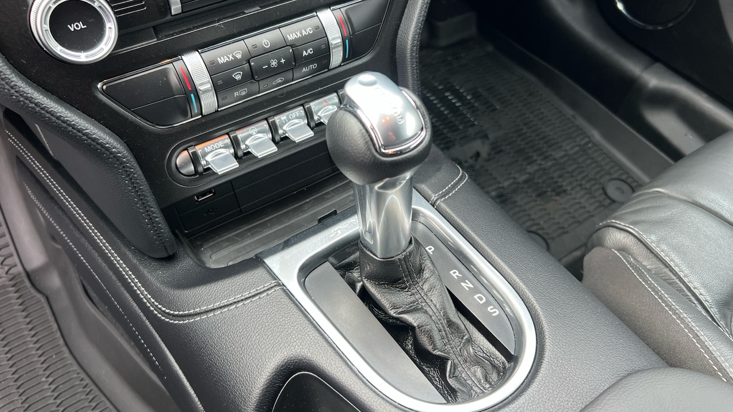 Used Ford Mustang 2021 for sale - 76859708: Photo 13