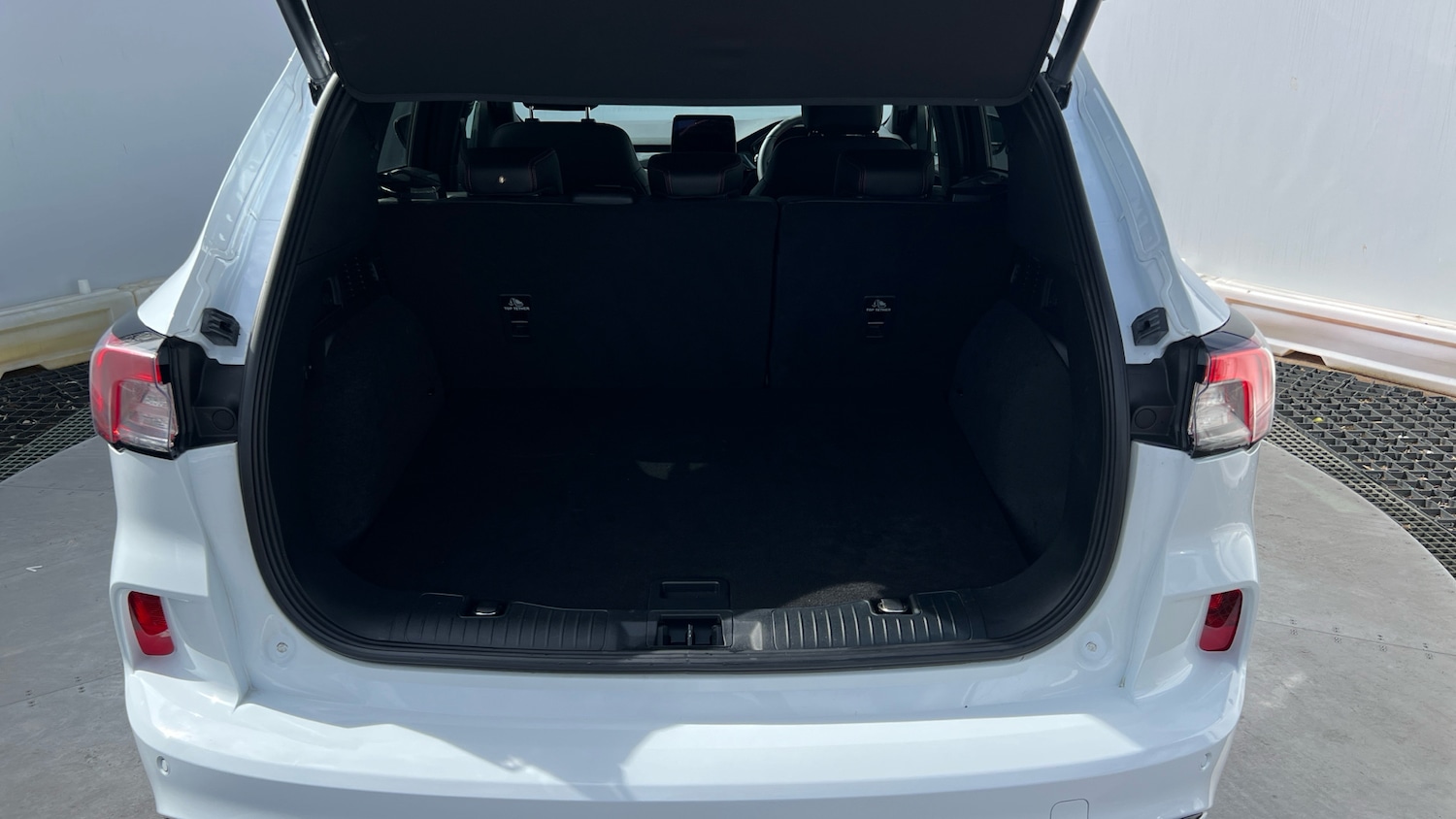 Used Ford Kuga 2023 for sale - 78027648: Photo 4