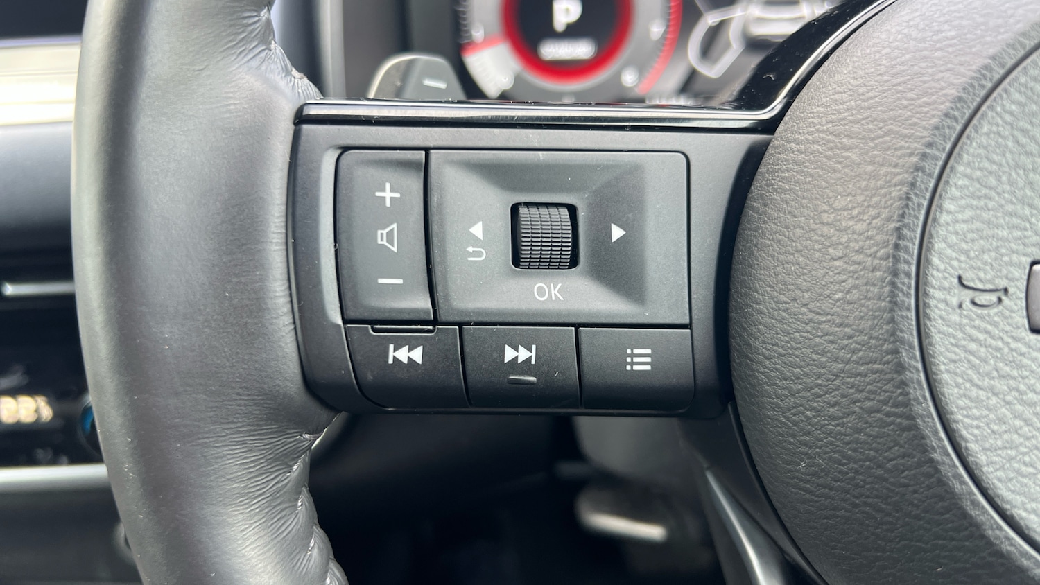 Used Nissan Qashqai 2023 for sale - 76477808: Photo 34