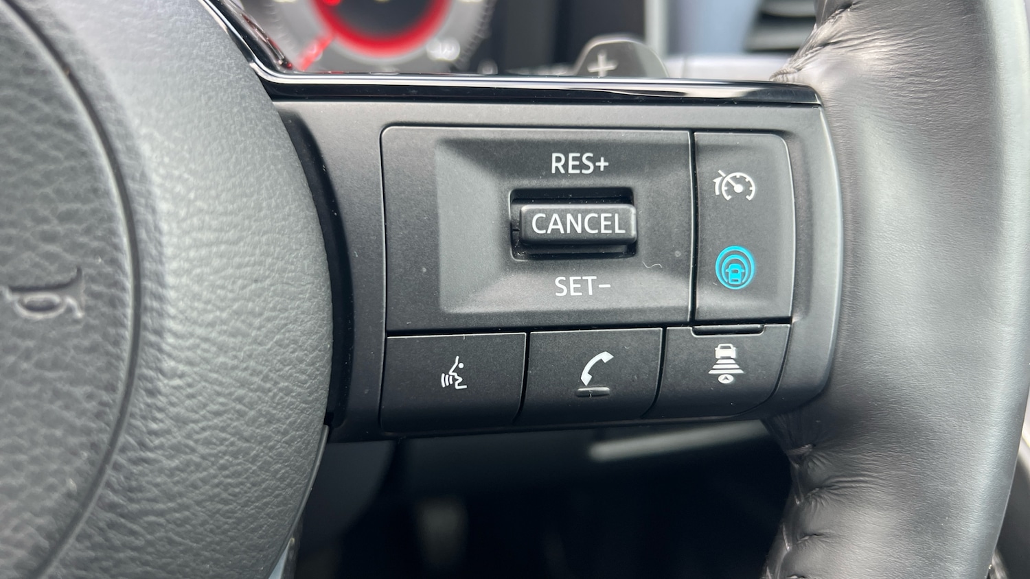 Used Nissan Qashqai 2023 for sale - 76477808: Photo 35