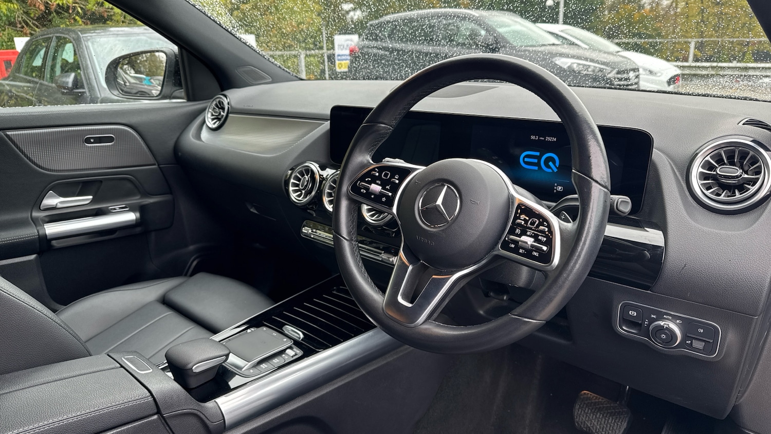 Used Mercedes-Benz EQA 2021 for sale - 77432520: Photo 11