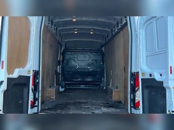 Used Ford Transit 2021 for sale - 77845200: Photo