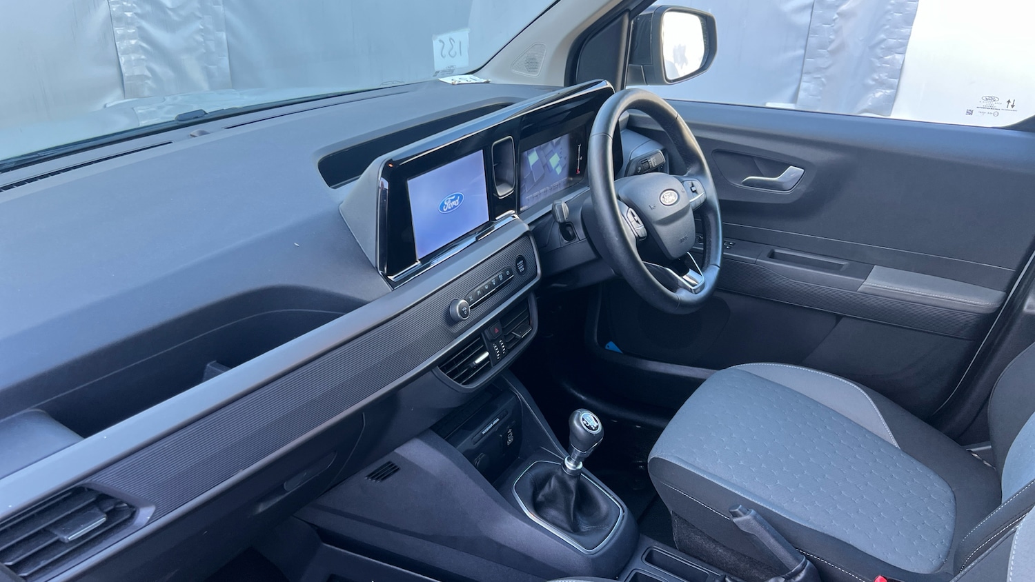 Used Ford Transit Courier 2024 for sale - 76608599: Photo 9