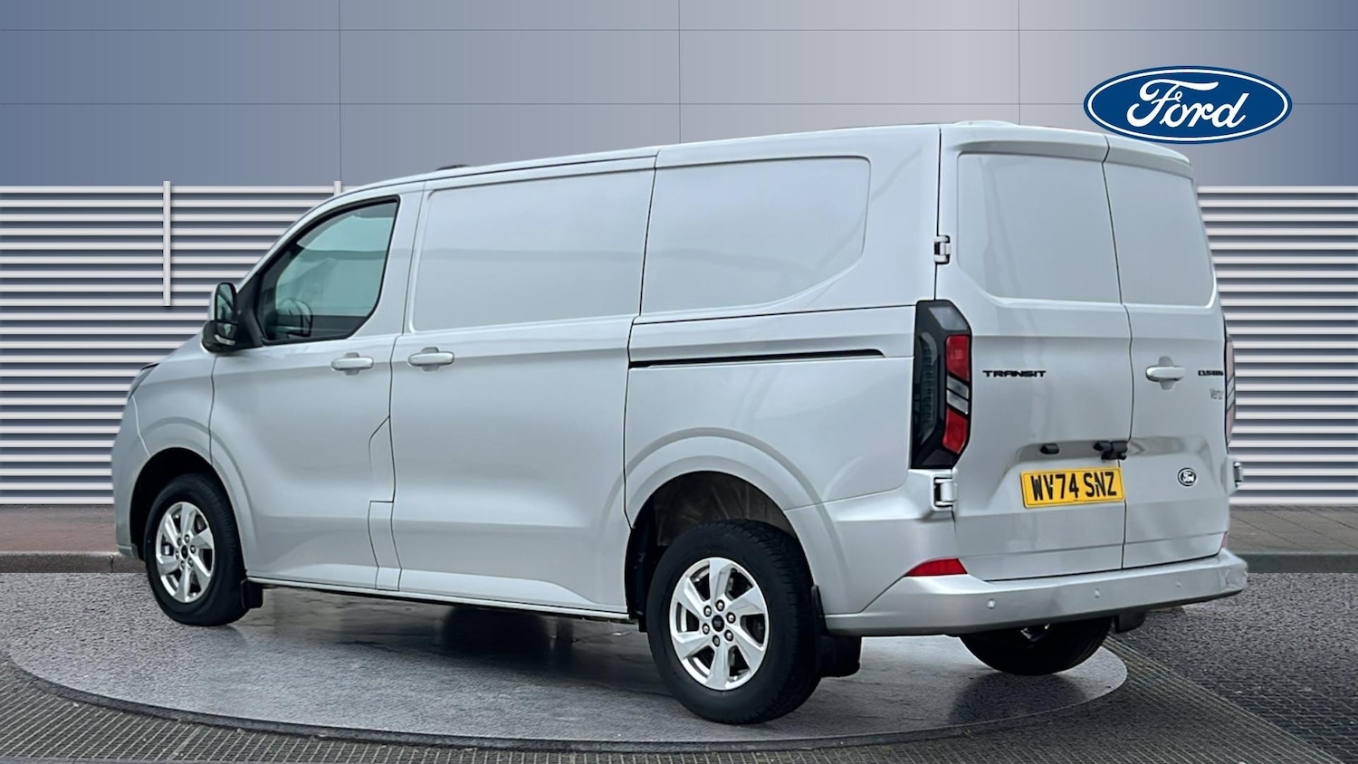 Used Ford Transit Custom 2024 for sale - 77733032: Photo 2