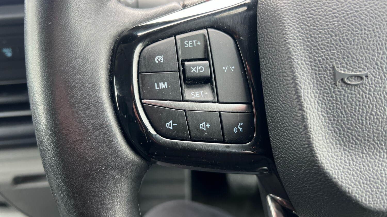 Used Ford Transit Custom 2024 for sale - 77733032: Photo 32