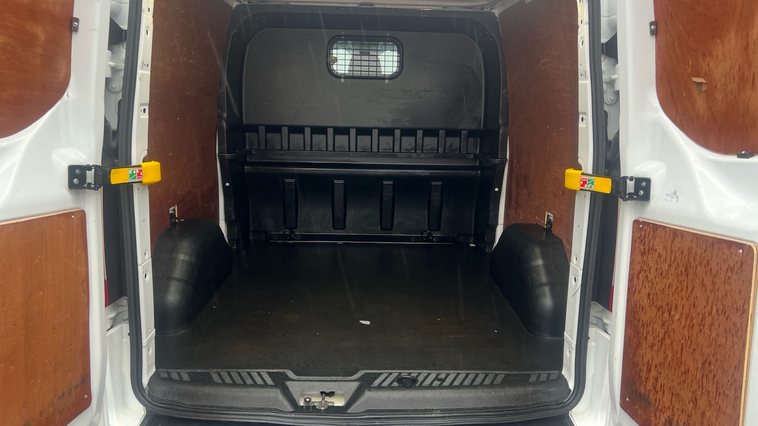 Used Ford Transit Custom 2022 for sale - 76467942: Photo 4