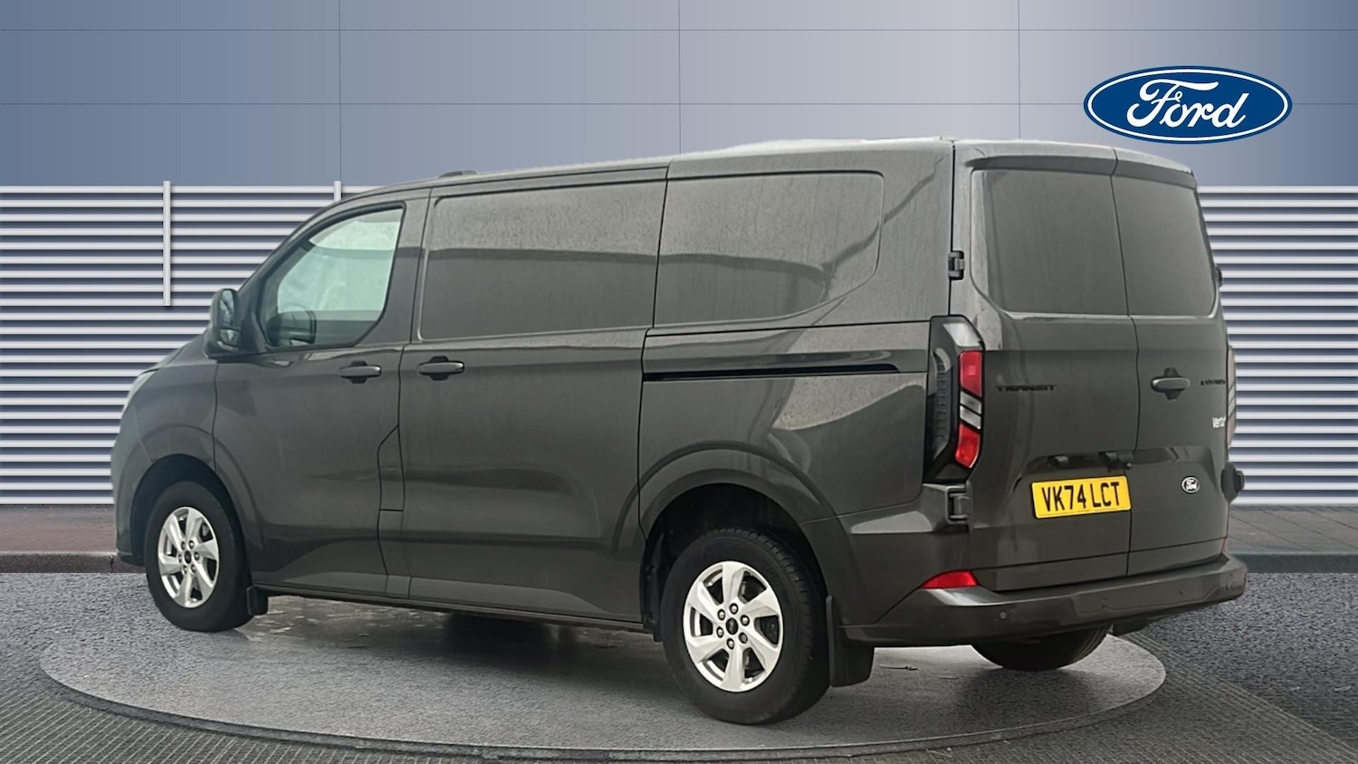 Used Ford Transit Custom 2024 for sale - 76616387: Photo 2