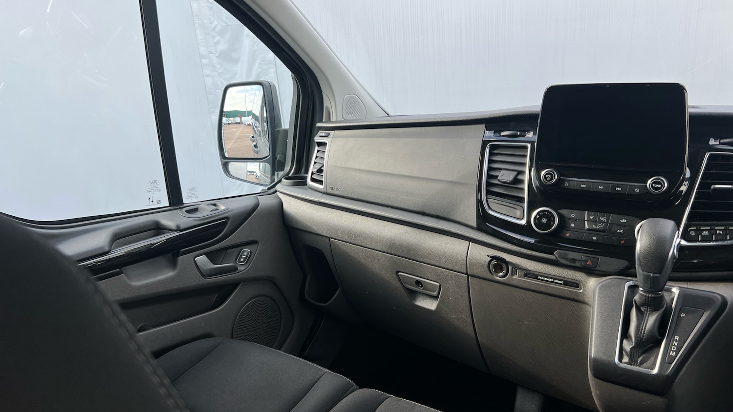 Used Ford Transit Custom 2023 for sale - 76340997: Photo 14