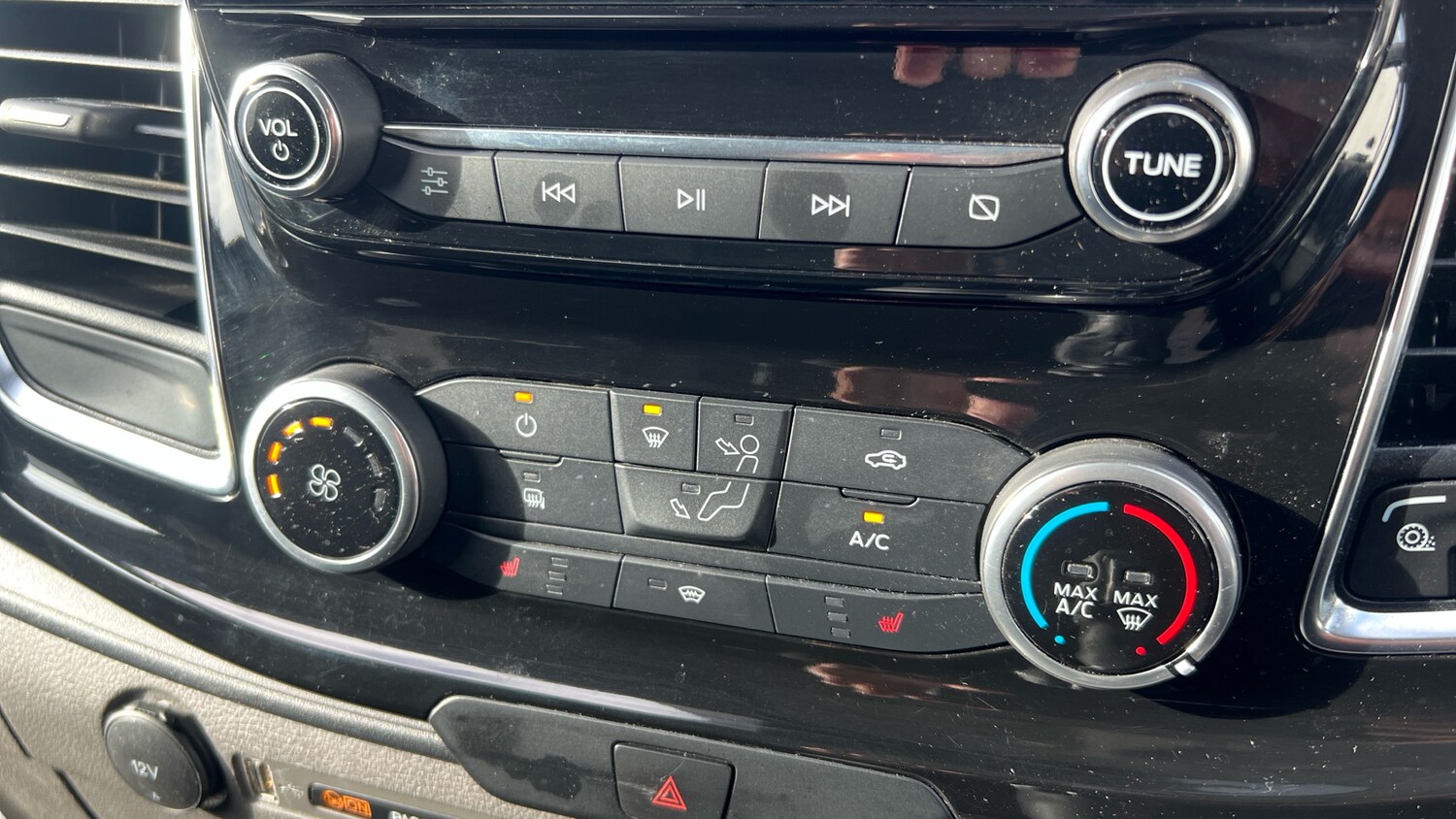 Used Ford Transit Custom 2023 for sale - 76340997: Photo 27