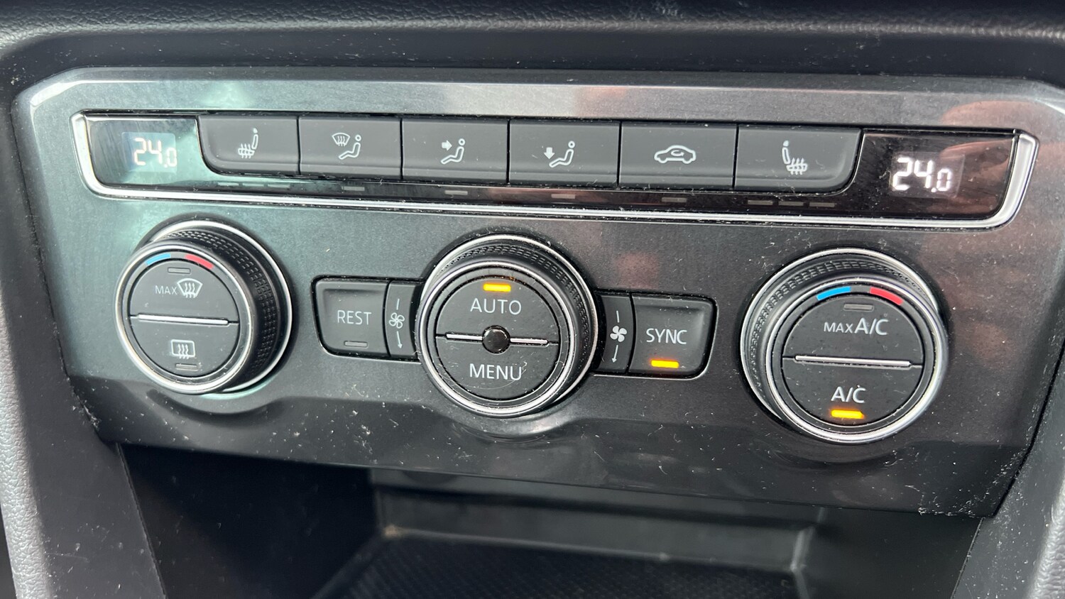 Used Volkswagen Tiguan 2019 for sale - 77717660: Photo 25