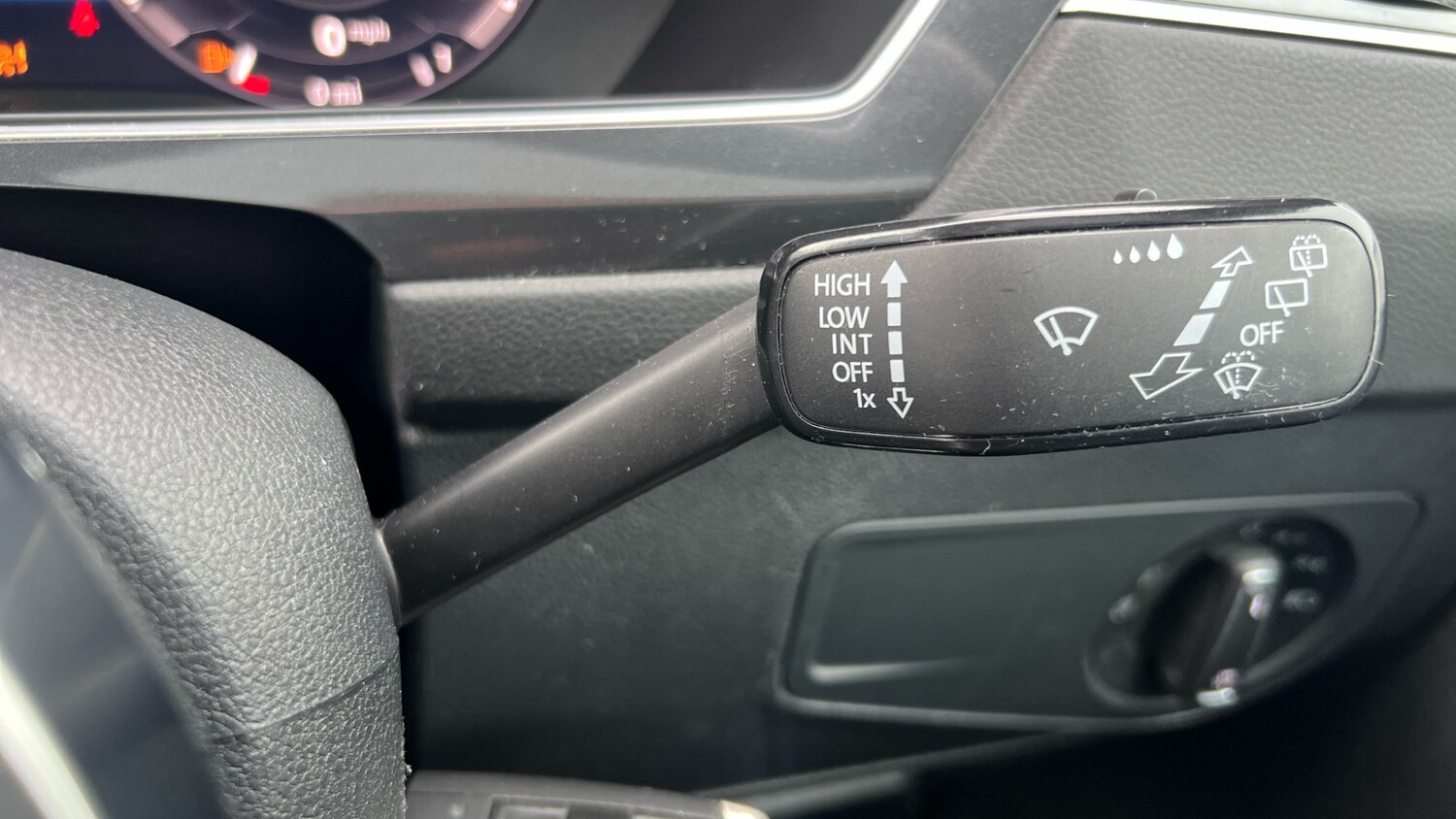 Used Volkswagen Tiguan 2019 for sale - 77717660: Photo 39