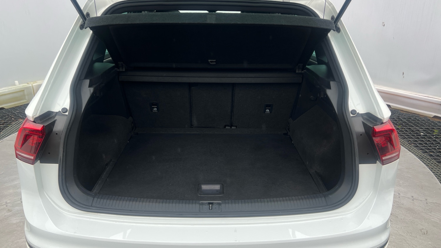 Used Volkswagen Tiguan 2019 for sale - 77717660: Photo 4