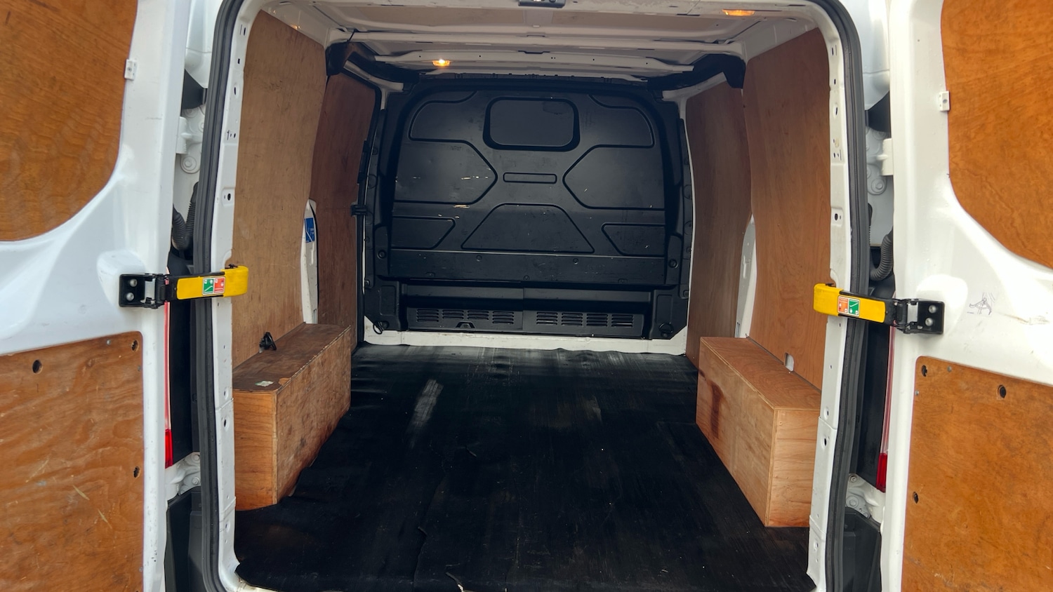 Used Ford Transit Custom 2021 for sale - 77161014: Photo 4