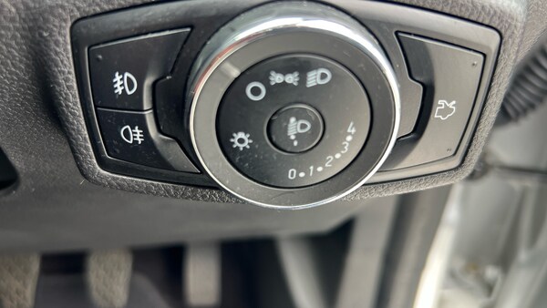 Used Ford Ka+ 2018 for sale - 76232288: Photo 30