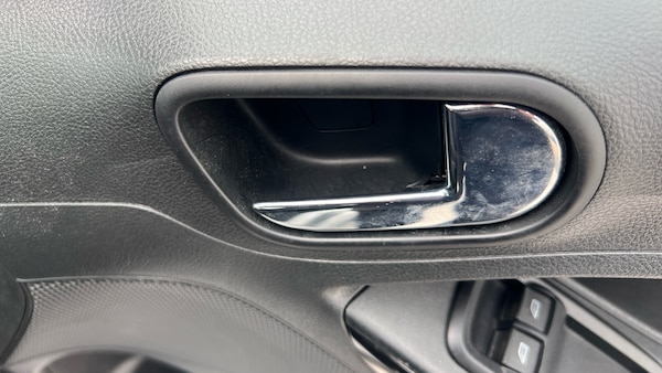 Used Ford Ka+ 2018 for sale - 76232288: Photo 32