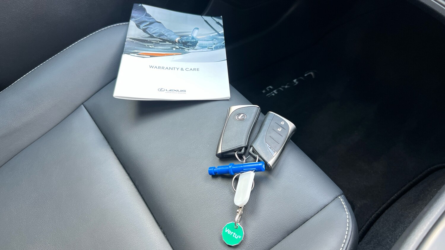 Used Lexus UX 2023 for sale - 76236574: Photo 19