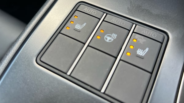 Used Lexus UX 2023 for sale - 76236574: Photo 27