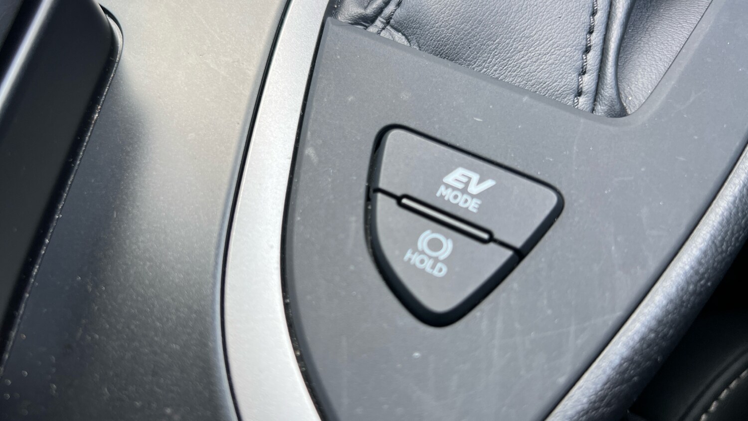 Used Lexus UX 2023 for sale - 76236574: Photo 28