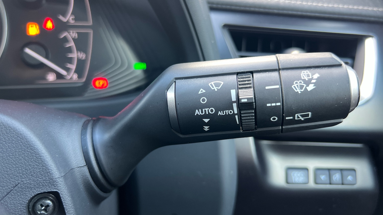 Used Lexus UX 2023 for sale - 76236574: Photo 36