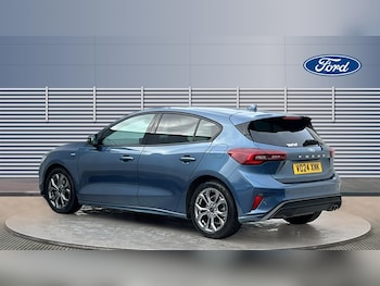 Used Ford Focus 2024 for sale - 76329915: Photo 2