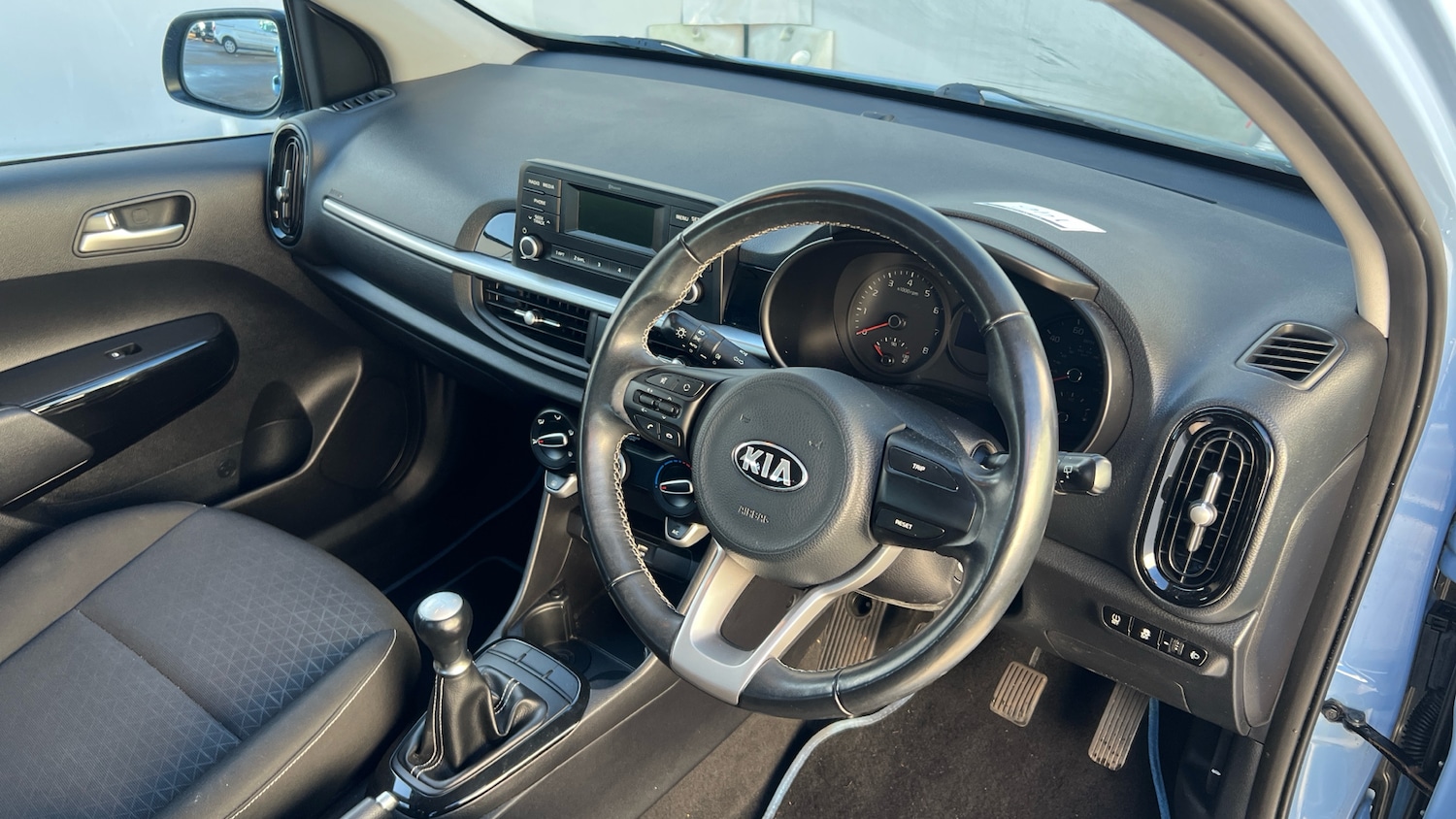 Used Kia Picanto 2017 for sale - 76777948: Photo 11