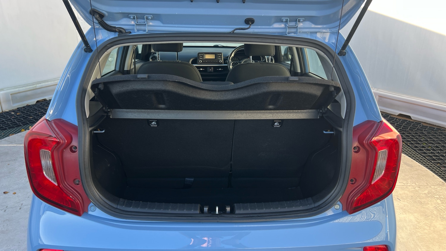 Used Kia Picanto 2017 for sale - 76777948: Photo 4