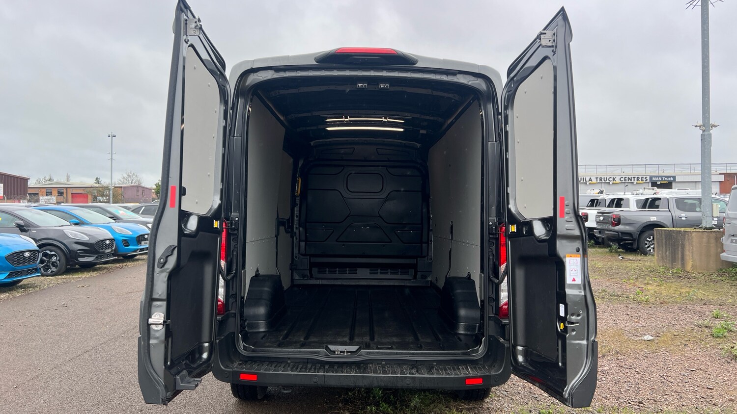 Used Ford Transit 2024 for sale - 77873206: Photo 3