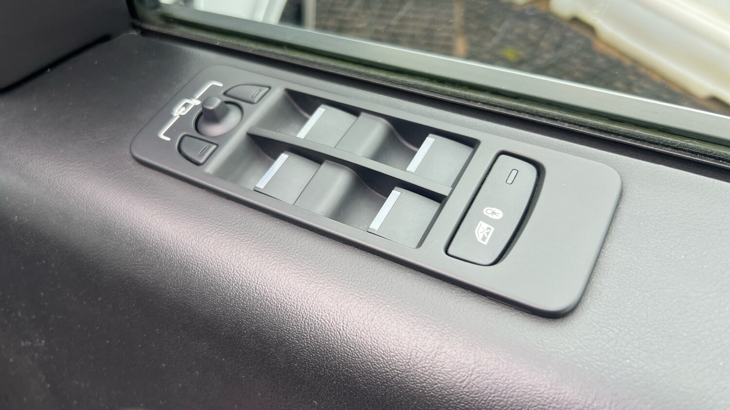 Used Land Rover Discovery Sport 2020 for sale - 77689141: Photo 42