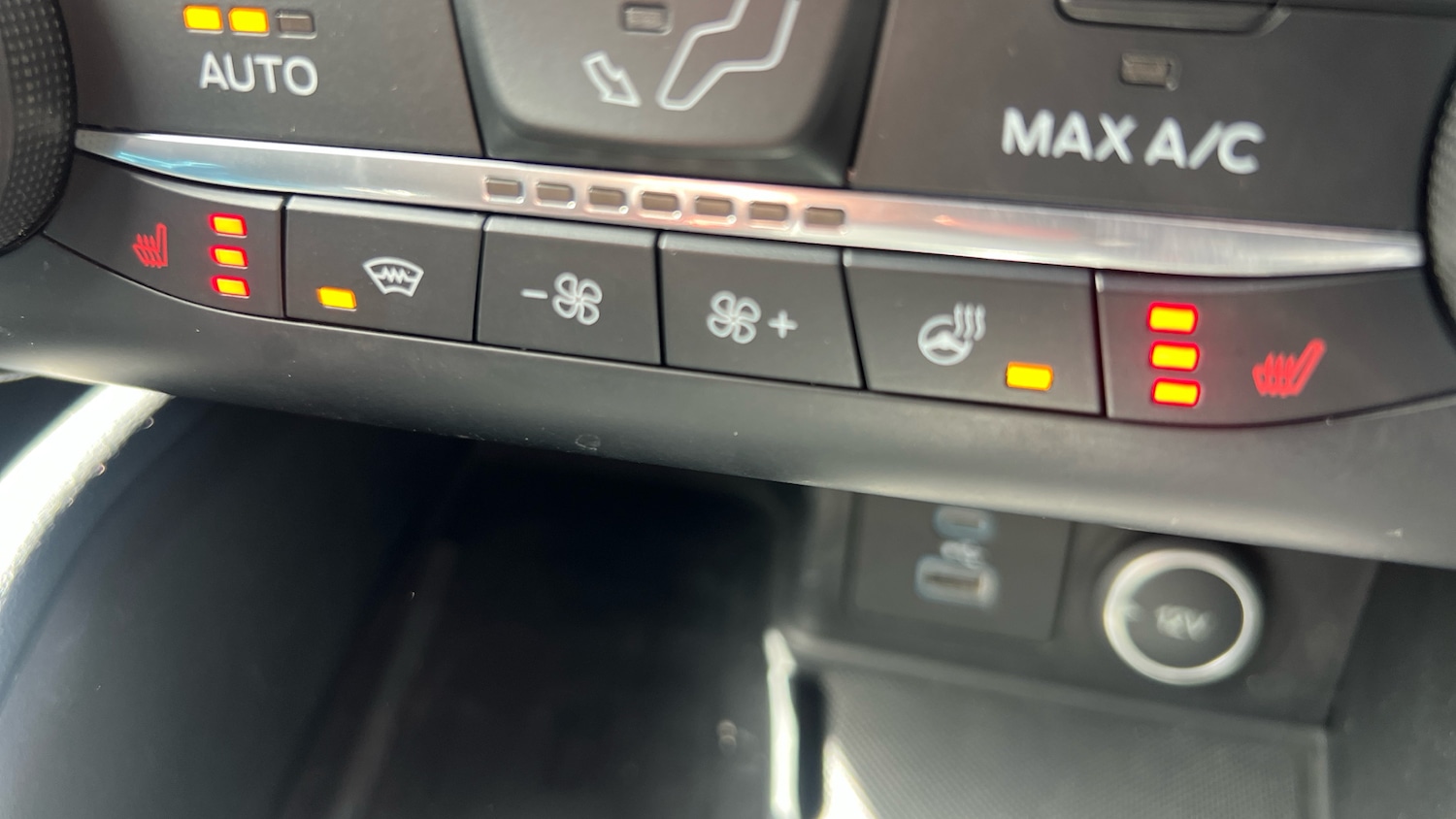 Used Ford Kuga 2020 for sale - 78065028: Photo 28