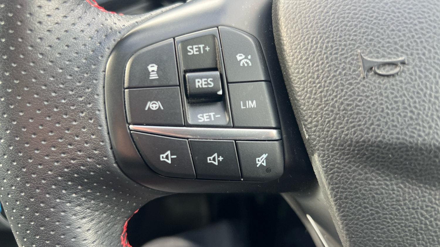 Used Ford Kuga 2020 for sale - 78065028: Photo 35